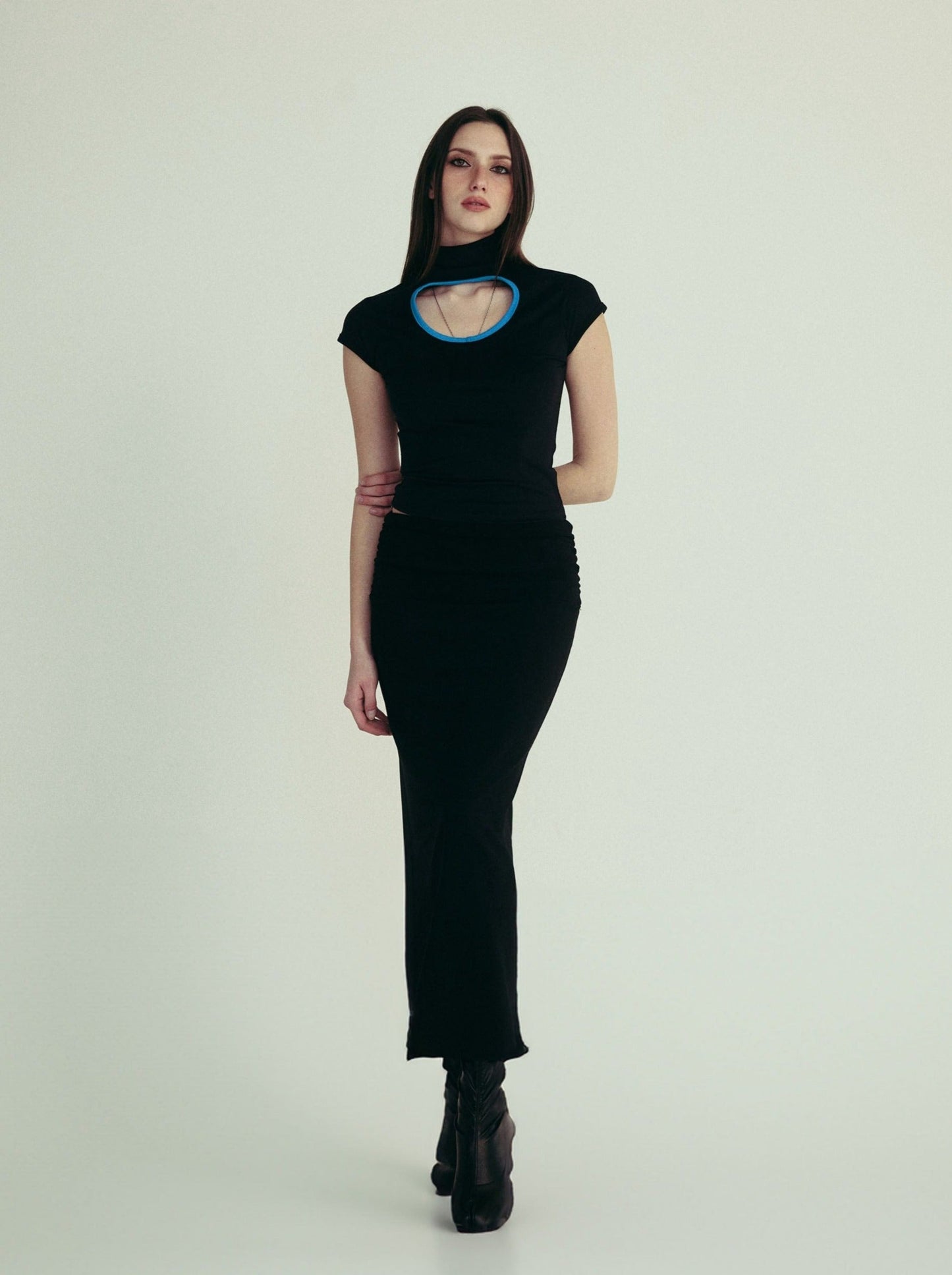 ANGIE reversible mockneck top - onyx