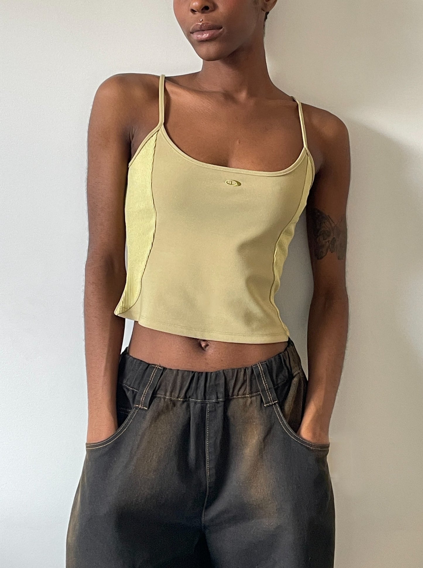 NIKKI top - matcha almond