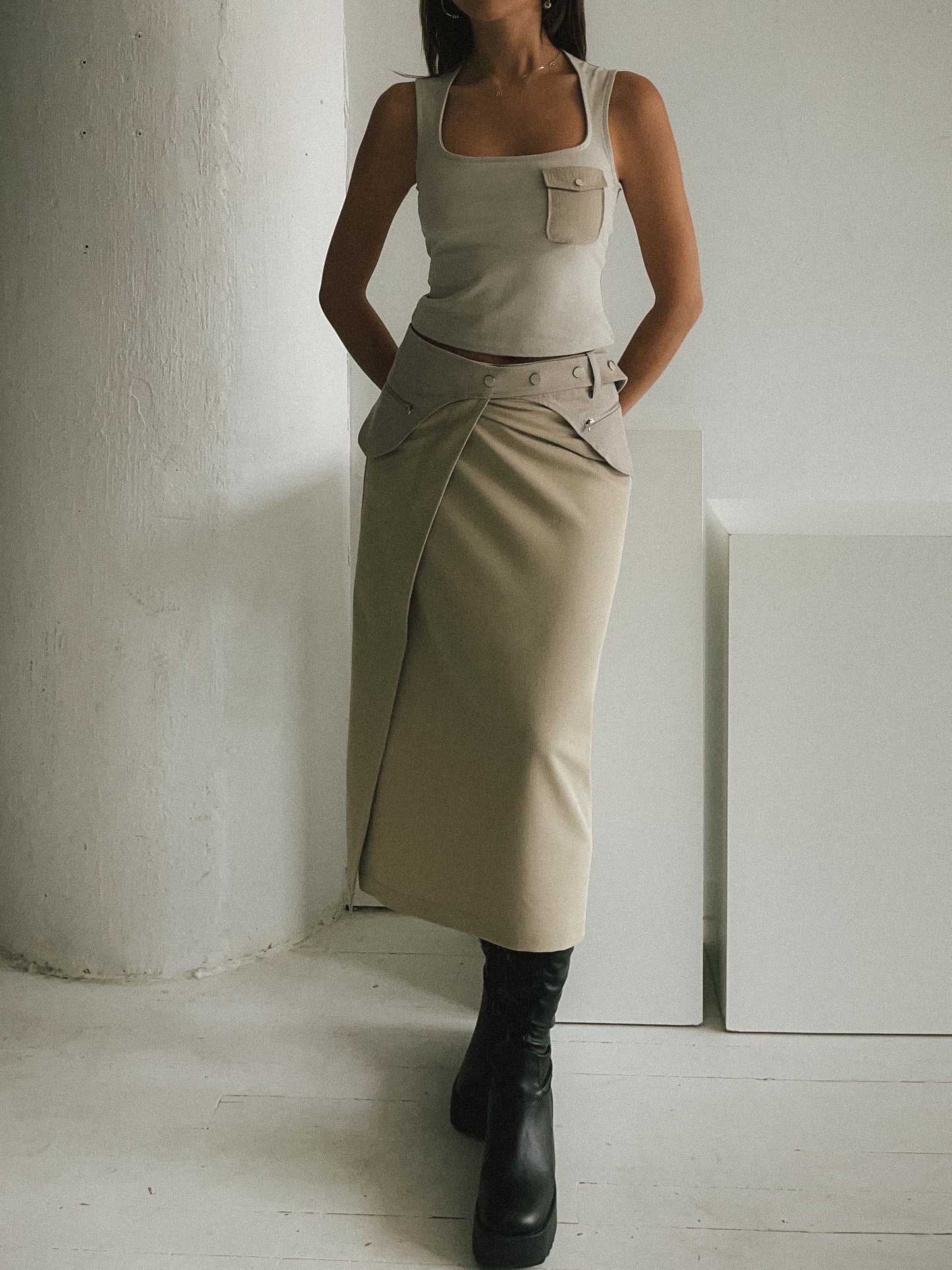 *3rd restock* SONDER skirt - sand