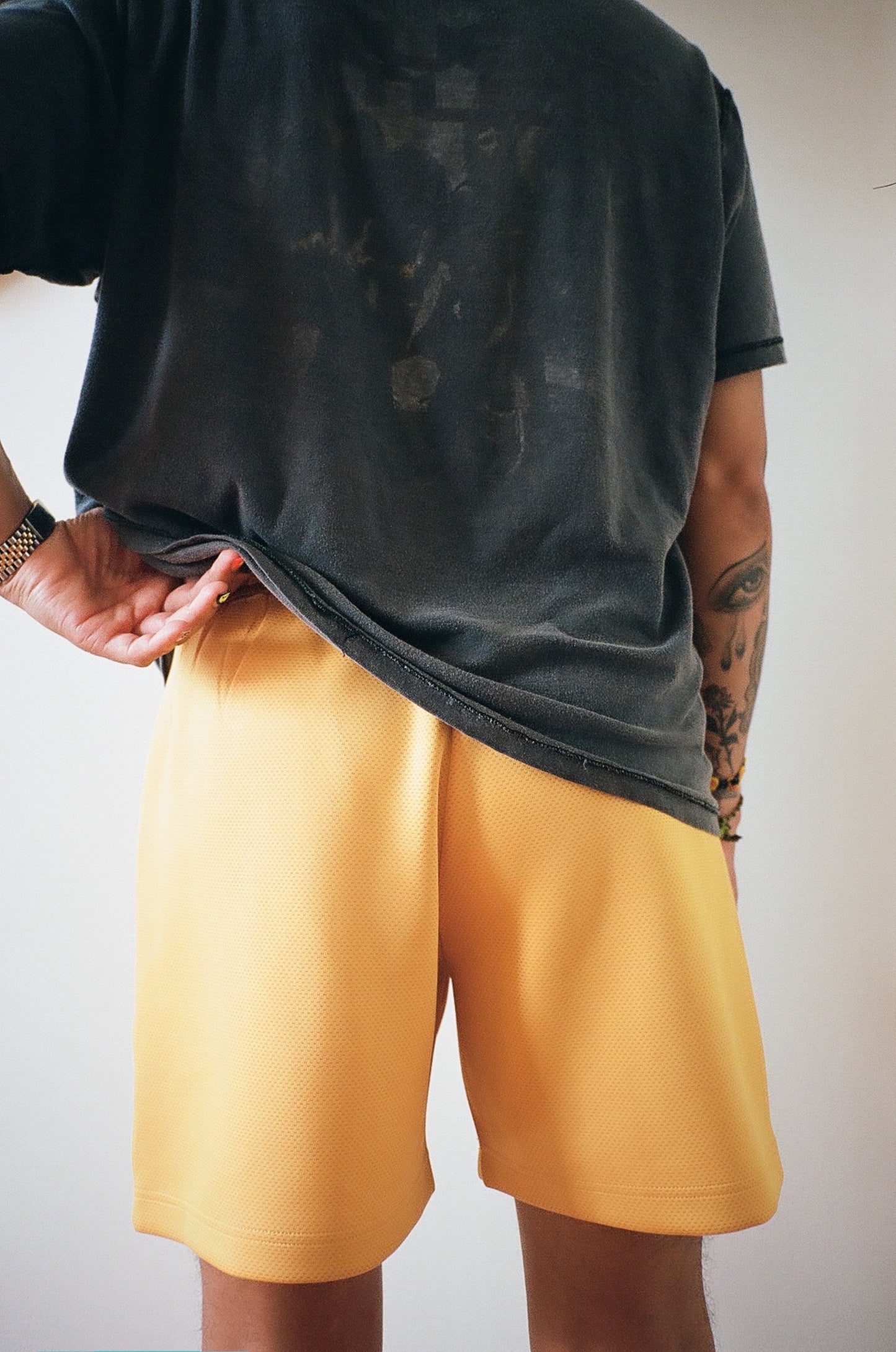 THE SHORTS - sunny yellow