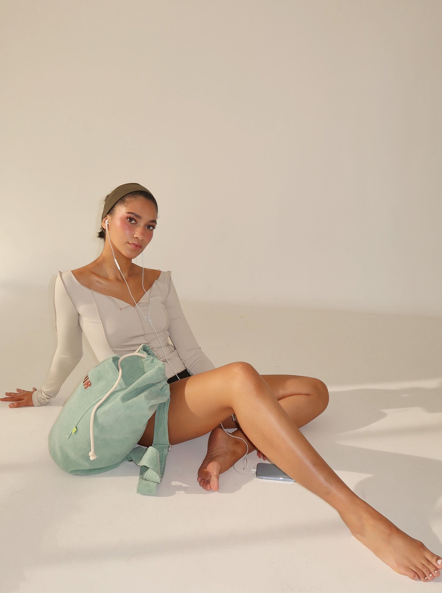*new color* LAGOM LITE reversible top - cloud cream