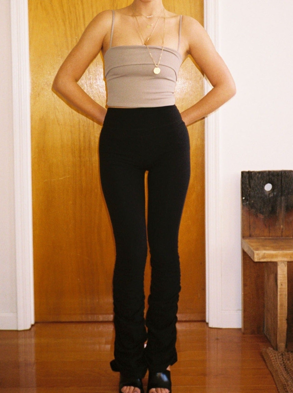 *5th restock* AVA top cloud ver. - taupe