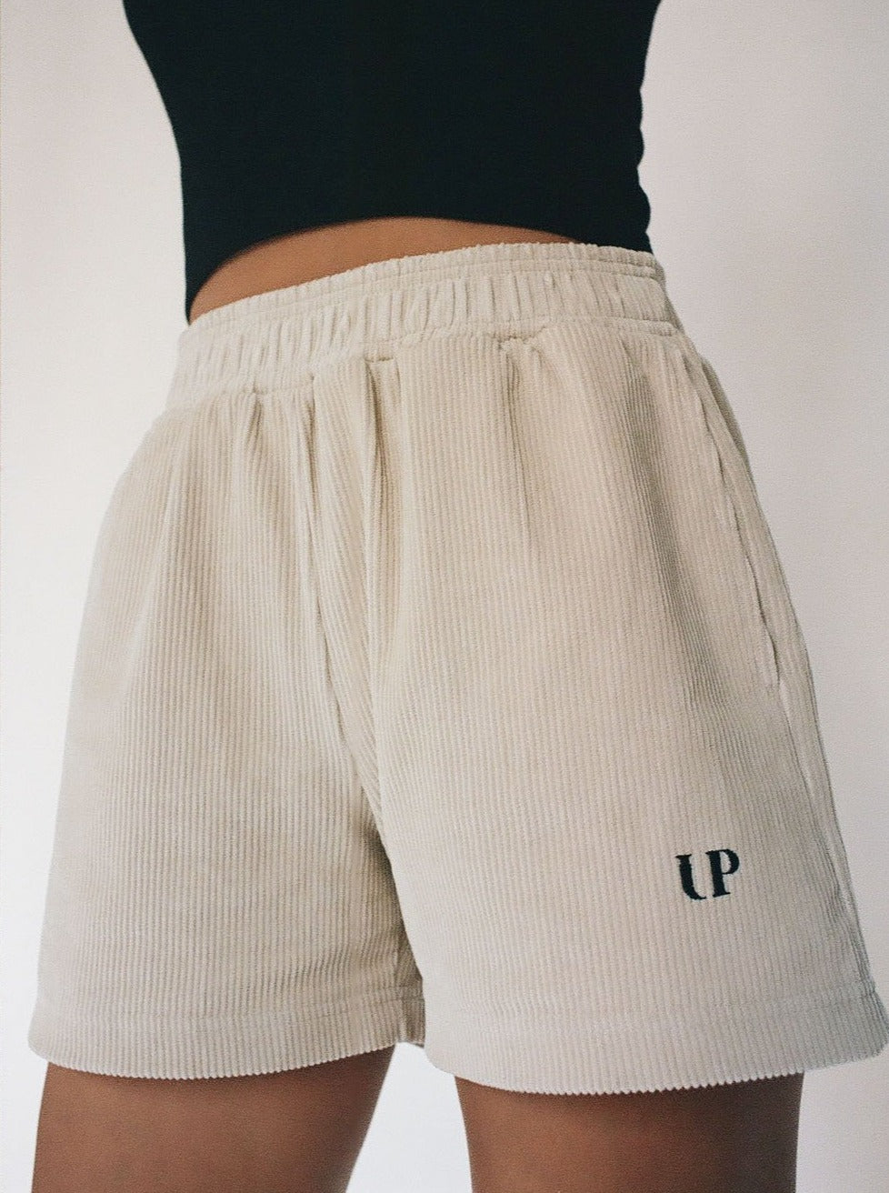 UNIFORM corduroy shorts - cream