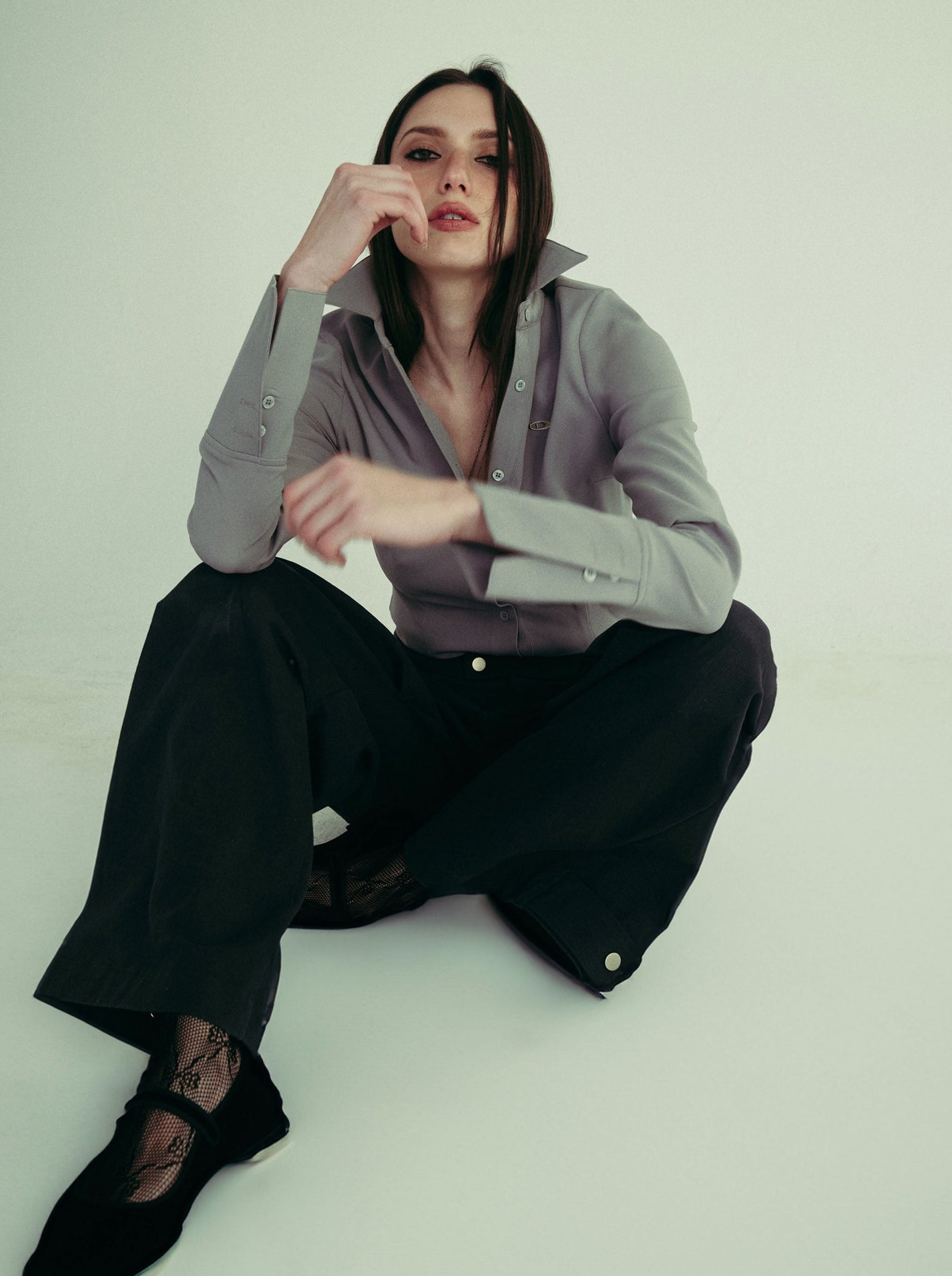 *sample sale* NICOLA shirt - ice grey - uniform person