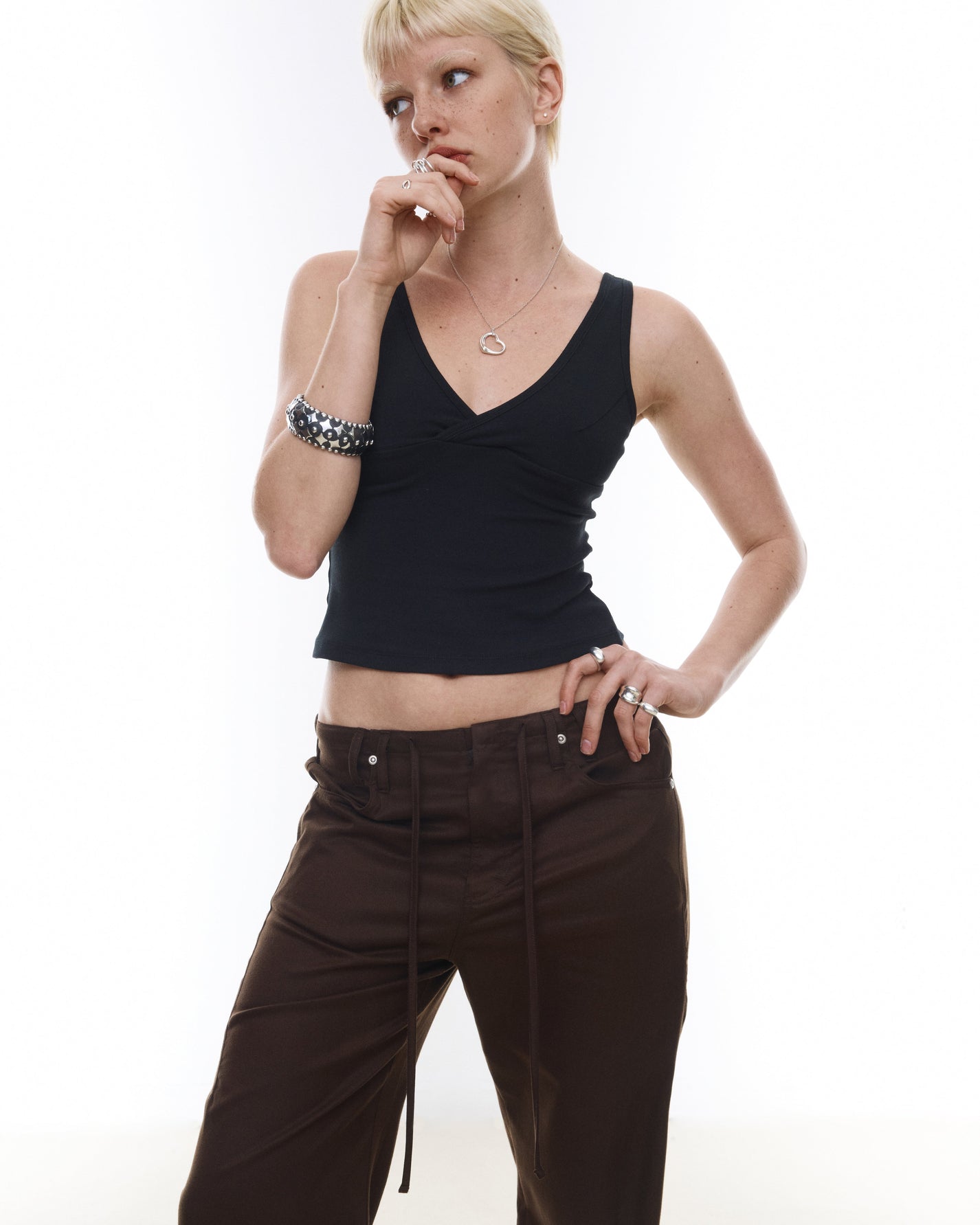 THEA pant - rich brown - uniform person