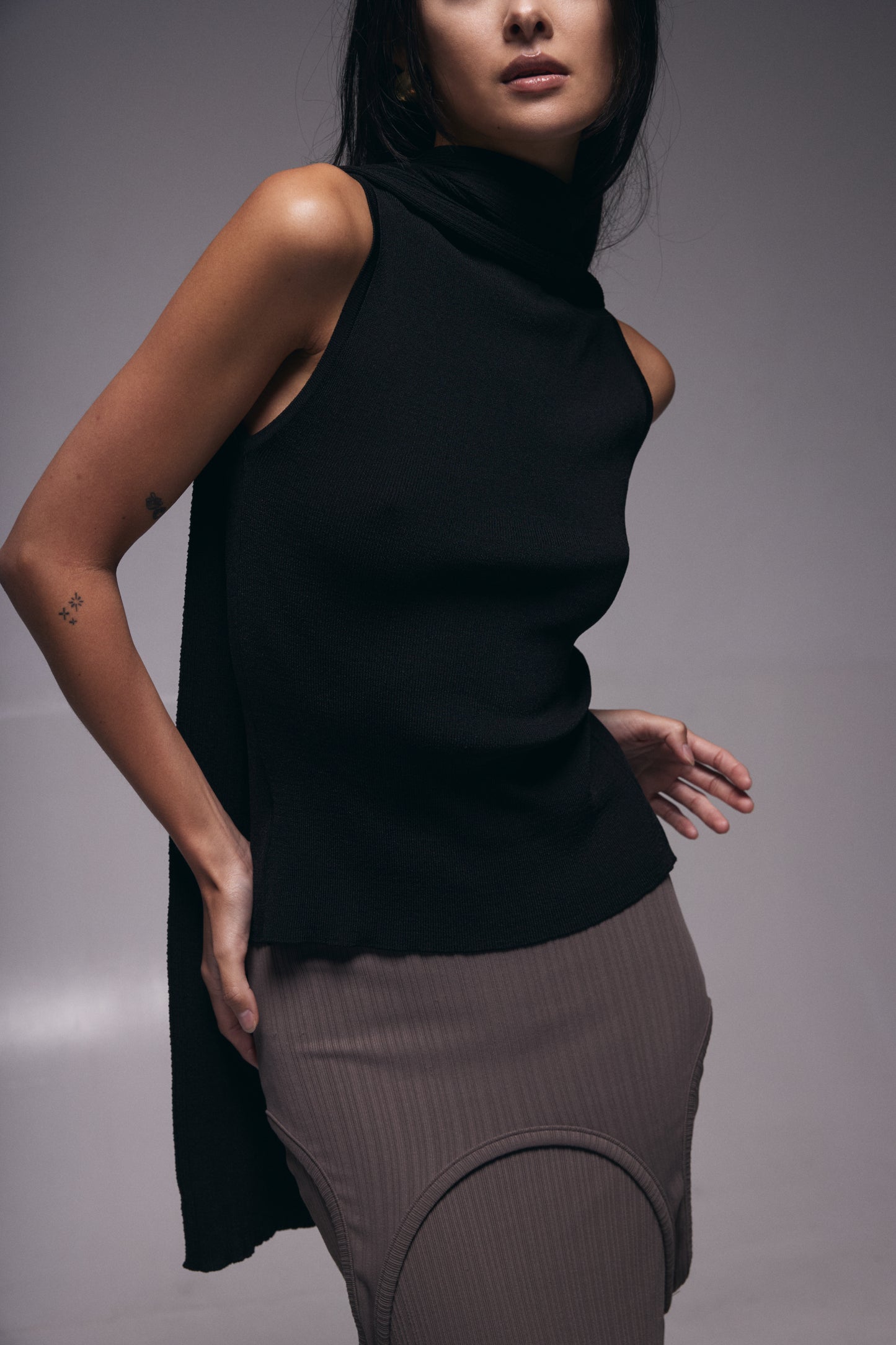 MATERA top - onyx