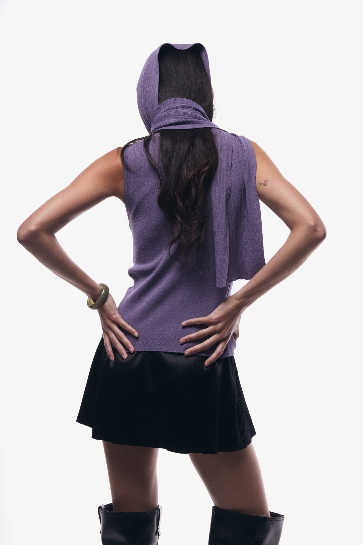TURI scarf - orchid purple - uniform person