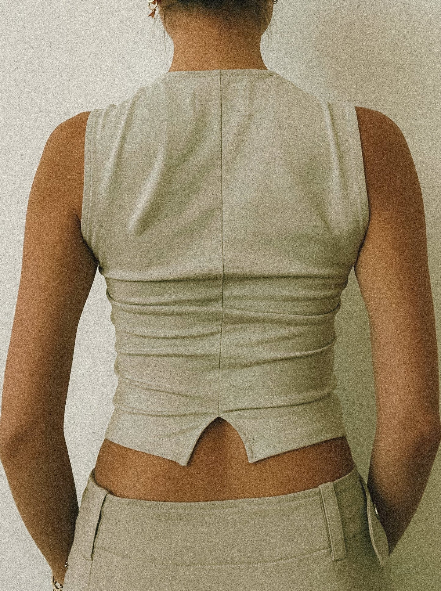 BESA top - sand