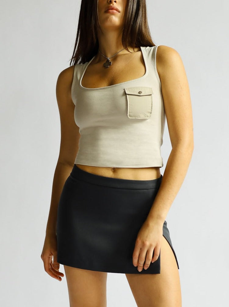 BESA top - sand